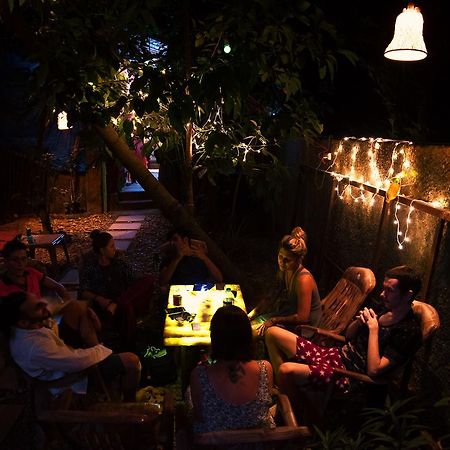 Bricks And Bamboo Hostel 安君纳 外观 照片