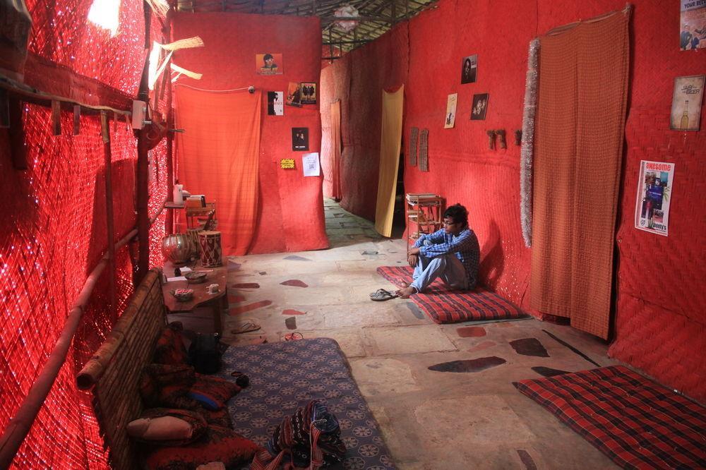 Bricks And Bamboo Hostel 安君纳 外观 照片