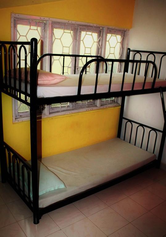 Bricks And Bamboo Hostel 安君纳 外观 照片