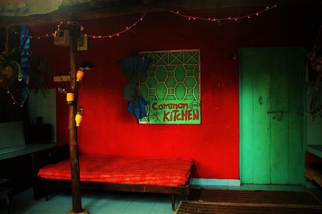 Bricks And Bamboo Hostel 安君纳 外观 照片